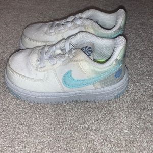 Toddler Nike shoes